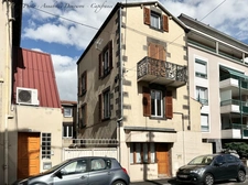 CLERMONT-FERRAND/MONTFERRAND – ENSEMBLE IMMOBILIER DE 2 MAISONS – 175 M² – 4 CHAMBRES – COUR PRIVÉE – GARAGE – STATIONNEMENTS