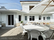 CÉBAZAT HYPERCENTRE – MAISON DE CARACTÈRE + T2 INDÉPENDANT – 183 m² HABITABLES ENV. – DÉPENDANCES – EXTÉRIEURS