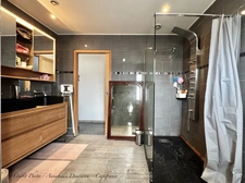 Immeuble en monopropriété à forte rentabilité à vendre CHATELGUYON (63) - studio à thème (aujourd'hui Love Room) & T3 en duplex