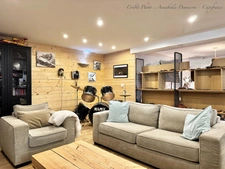 Villa d'architecte P7 à THIERS (CHOPINE) avec vaste terrain, garage double et piscine chauffée.