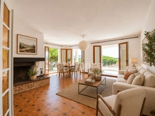 Villa méditerranéenne à vendre 7 pièces, 215 m² CANET EN ROUSSILLON (66) avec potentiel 2 logements, terrasses, jardin et garage