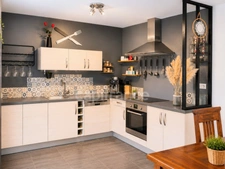 Maison à vendre 4 pièces MONTARNAUD (34) 3 Chambres, Plain-pied, piscine, garage et stationnement