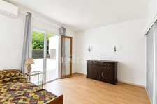CANET-EN-ROUSSILLON – Villa 215 m² – 5 chambres – 2 espaces de vie – Jardin – Terrasses – Garage