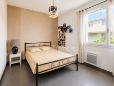 Maison à vendre 4 pièces MONTARNAUD (34) 3 Chambres, Plain-pied, piscine, garage et stationnement