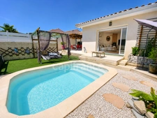Maison à vendre 4 pièces MONTARNAUD (34) 3 Chambres, Plain-pied, piscine, garage et stationnement