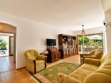 CANET-EN-ROUSSILLON – Villa 215 m² – 5 chambres – 2 espaces de vie – Jardin – Terrasses – Garage