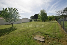 Single-storey house - 3 bedrooms - shed - near MIRAMONT DE GUYENNE (47)