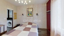 Maison de 116 m² - 4 chambres - proche services à pieds - garage -piscine