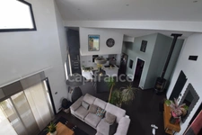 Architect-designed villa with 3 bedrooms, swimming pool, jacuzzi, outbuildings, near MARMANDE (47)