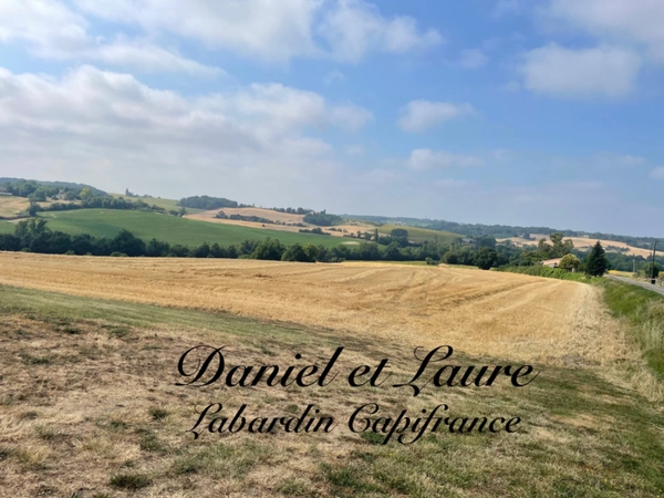 Terrain à vendre de 166 764,00 m² à Saint Avit