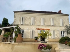 Maison de 223m2 - 3 chambres - piscine - dépendances à BEAUPUY (47)