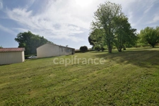 Single-storey house - 3 bedrooms - shed - near MIRAMONT DE GUYENNE (47)