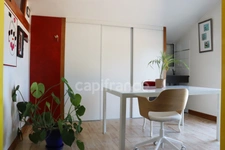Maison de 116 m² - 4 chambres - proche services à pieds - garage -piscine