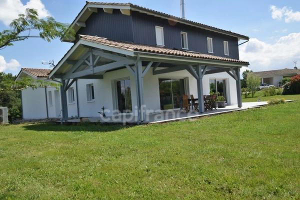 Maison à vendre, 4 chambres à MAUVEZIN SUR GUPIE (47)