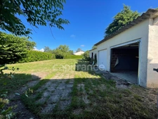 Maison de charme  – 166 m² – 2 chambres – combles aménageables - Piscine - Emplacement idéal à Marmande