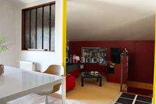 Maison de 116 m² - 4 chambres - proche services à pieds - garage -piscine