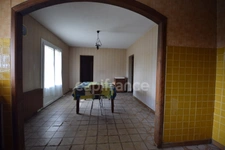 Maison de 107m2 - 3 chambres - garage - dépendance - terrain de 5577m2 à GRIGNOLS (33)