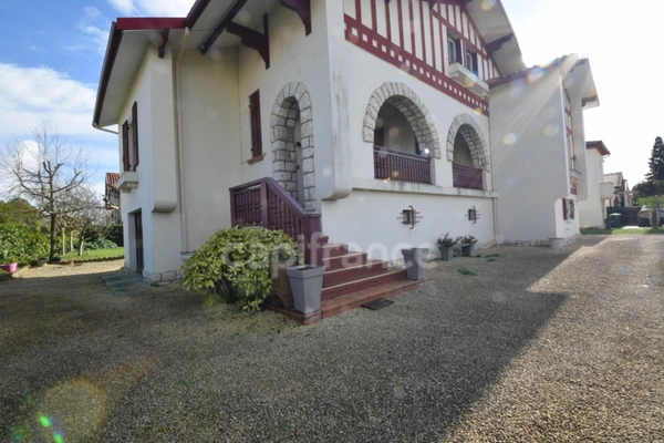 Maison, 4 chambres, jardin, terrasse, garage à MARMANDE (47)