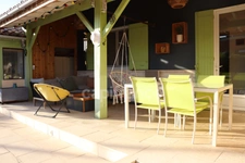 Maison de 116 m² - 4 chambres - proche services à pieds - garage -piscine