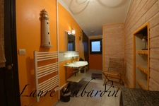 Domaine à vendre, une maison, des chambres d'hôtes et 2 appartements sur plus d'un hectare à SAINTE BAZEILLE (47)