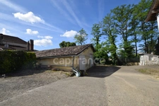 Maison de 223m2 - 3 chambres - piscine - dépendances à BEAUPUY (47)