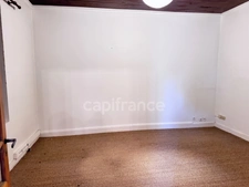 House of 140m2, 3 bedrooms, garage, 2,300m2 plot in SEYCHES