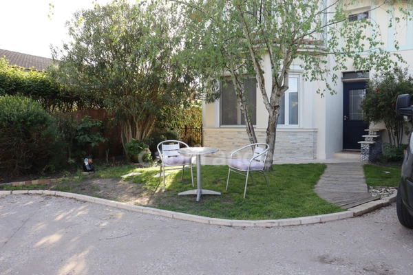 Maison de 116 m² , garage, piscine