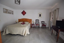 Property - a main house - 5 guest rooms - 2 rental apartments on over 1 hectare in SAINTE BAZEILLE (47)