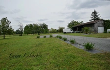 House of 300m2, 5 bedrooms, outbuildings in CAUMONT-SUR-GARONNE (47)