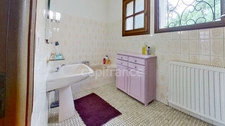 Maison 4 chambres, 1 bureau, dépendances, terrain clos 22 694m2 à MEILHAN SUR GARONNE (47)
