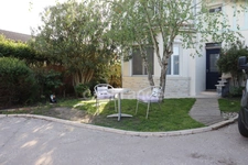 Maison de 116 m² - 4 chambres - proche services à pieds - garage -piscine