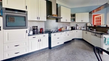 House of 188m2 with panoramic views, 4 bedrooms, garage, basement in SAINT PIERRE SUR DROPT