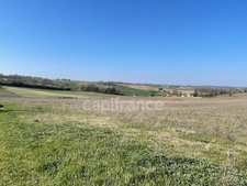 BUILDING PLOT of 43,400.00 m² in LEVIGNAC DE GUYENNE (47)