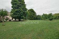 Maison 4 chambres, 1 bureau, dépendances, terrain clos 22 694m2 à MEILHAN SUR GARONNE (47)