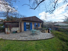 Maison familiale avec grand terrain, piscine – Saint-Martin-la-Plaine
