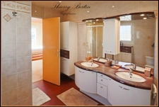 9-room apartment for sale in FREJUS (83)