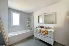 Dpt Loire Atlantique (44), à louer THOUARE SUR LOIRE maison P4   