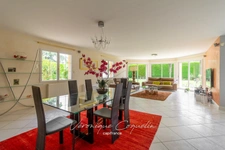 Dpt Loire Atlantique (44), for sale LE CELLIER/MAUVES SUR LOIRE-house P7 of 240 m²-swimming pool