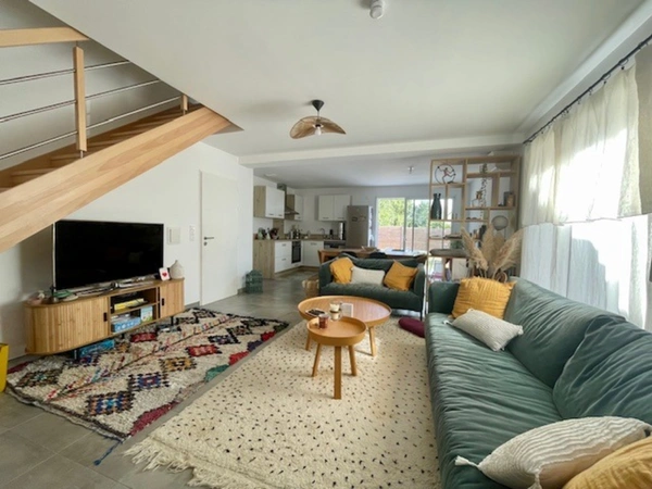 Dpt Loire Atlantique (44), à louer TREILLIERES maison P5, 4 chambres   