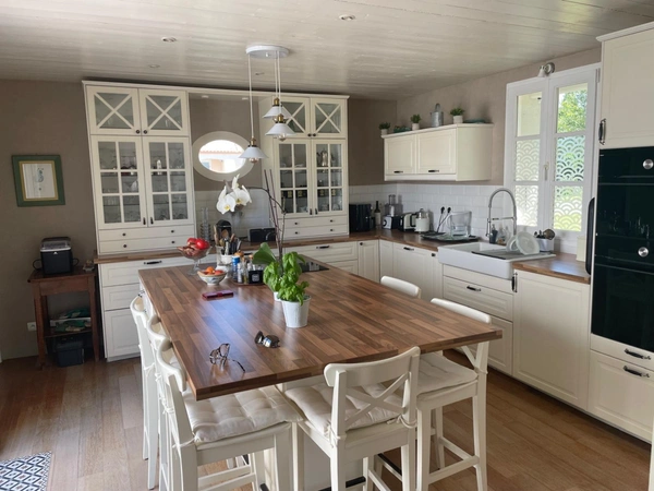 Maison à vendre 7 pièces PERIGNY (17) terrain 499m².