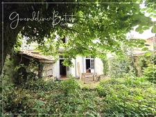 Maison de ville de caractère - 6 chambres - 223 m² - Jardin - BERGERAC (24)