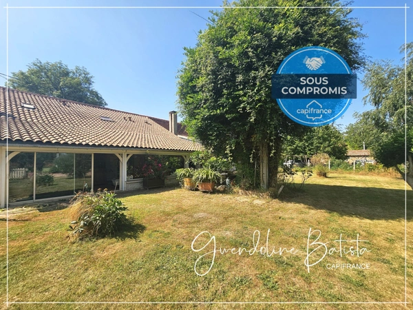 Maison de caractère 215m² - Terrain 860m² - SAINT PIERRE D'EYRAUD (24)