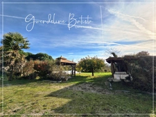 Elegant 240m² house - 7 bedrooms - 7000m² plot with swimming pool