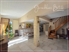 Maison de Caractère 221m² avec vue Panoramique - 24560 Issigeac