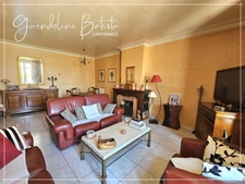 Village house with commercial premises 195m² - Castillonnès