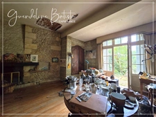 Maison de ville de caractère - 6 chambres - 223 m² - Jardin - BERGERAC (24)