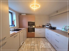 Character house with a 200m² gîte - 1485m² plot with salt water pool - Unobstructed view of the vineyards