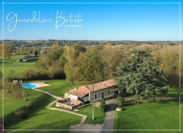 Superbe propriété composée d'une Maison Principale et de 3 Gîtes - Terrain 1,9 Ha avec Piscine 