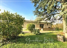 Superb property comprising a main house and 3 gîtes - 1.9 hectares of land with swimming pool 