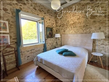 Maison en Pierre 4 chambres - Terrain 2229m2 avec Piscine 10x5